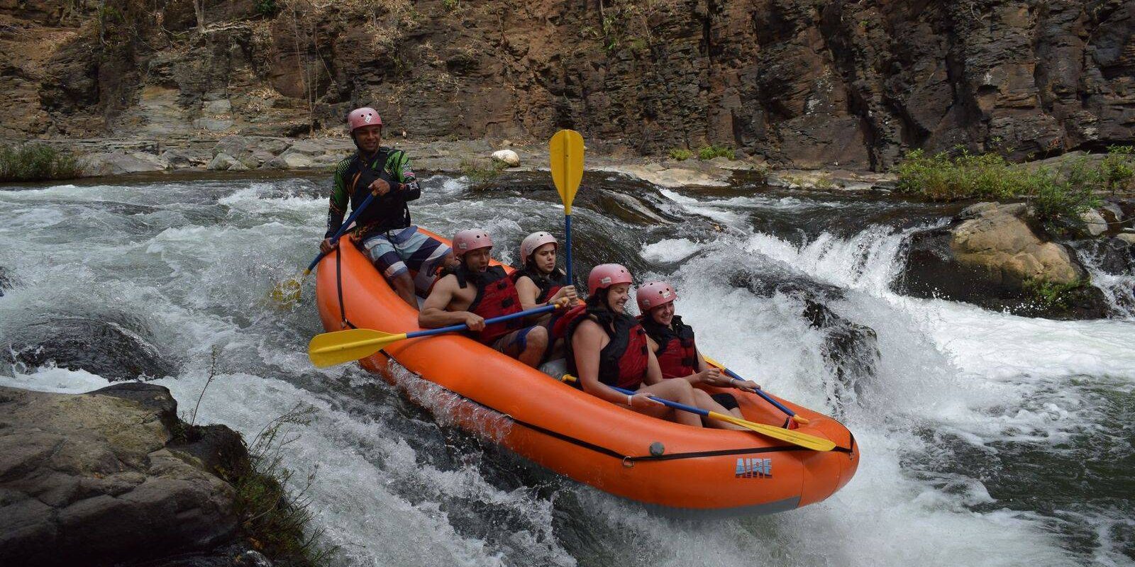 white water rafting Tamarindo